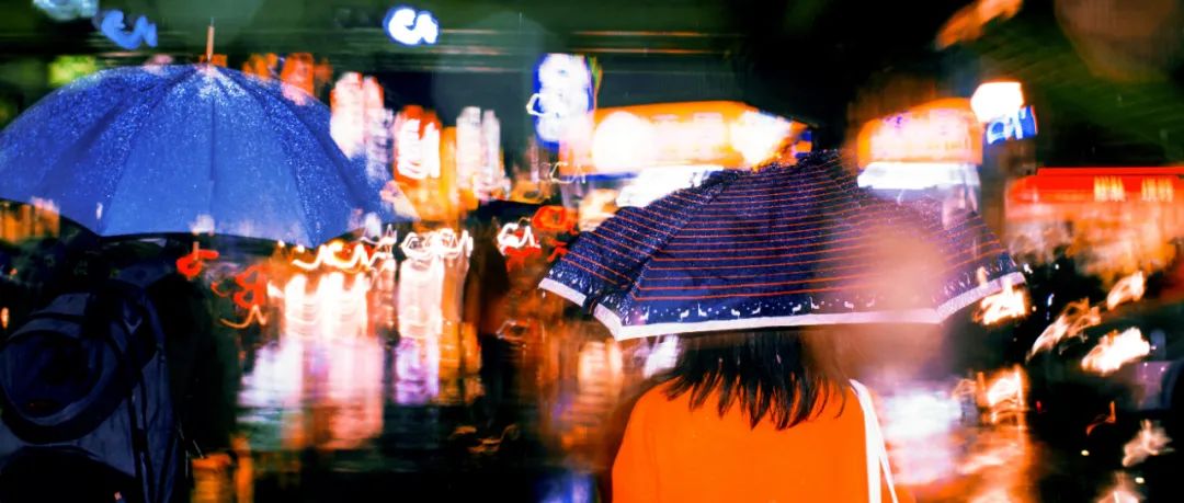 朋友圈只是人设真正人设,朋友圈人设很高级但是逗比