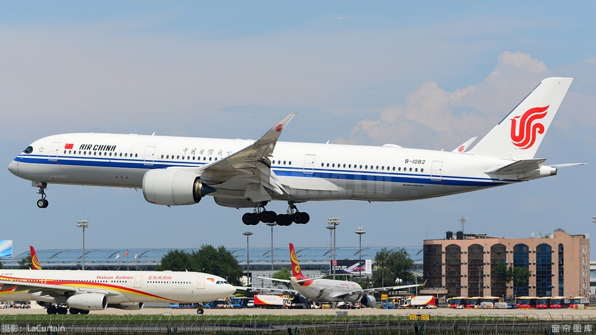 国际航班返航空中放油,客机为机上客人卸油返航