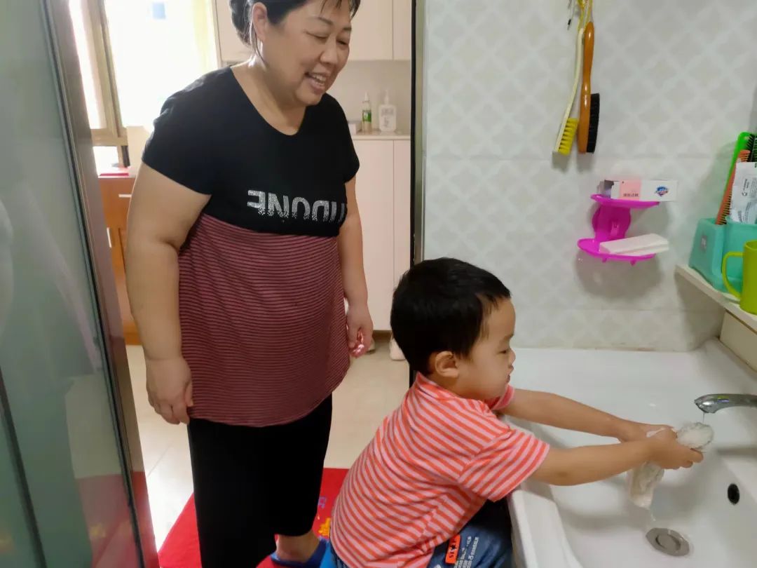 百善孝为先重阳节传递孝爱文化,重阳节爱老敬老百善孝为先的心得