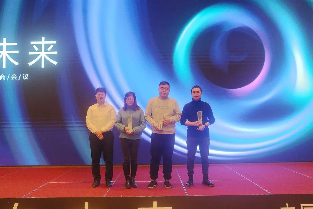 鏂板惎绋嬪悜鏈潵,鏂板惎鑸悜鏈潵