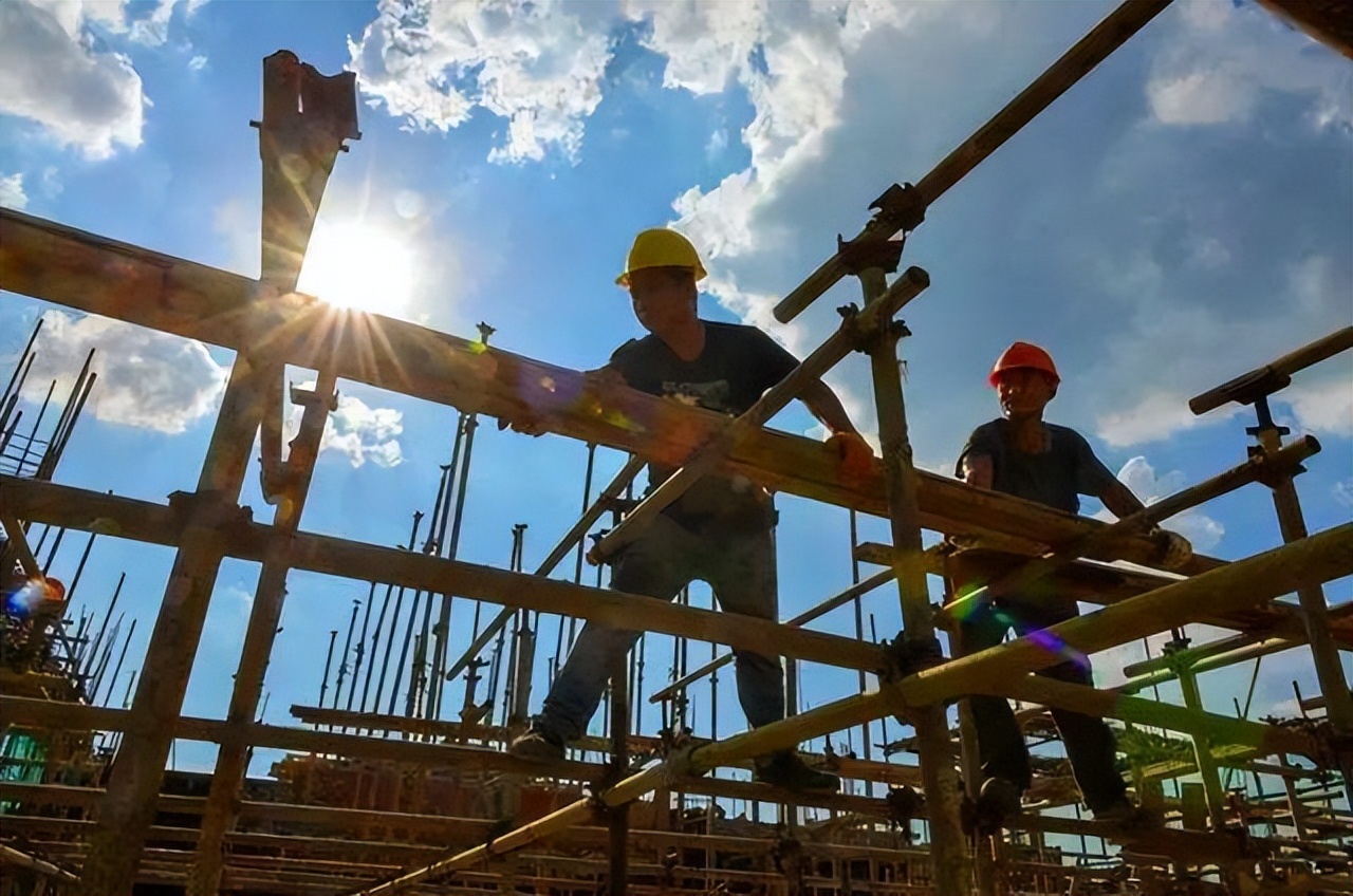工地用工荒和工人找活难怎么办？工人老板这样做招工找活很简单