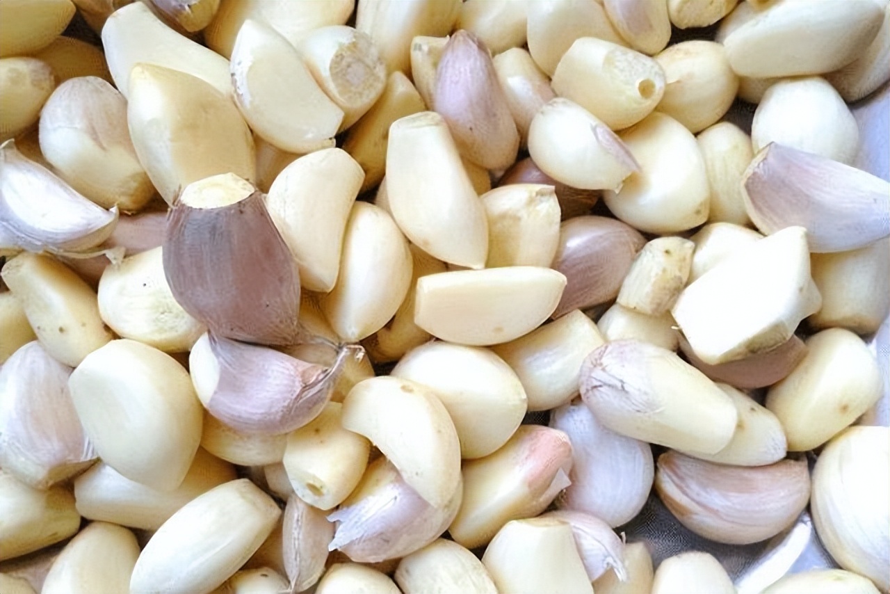 大蒜可以降糖尿病吗,大蒜是糖尿病的发物什么意思