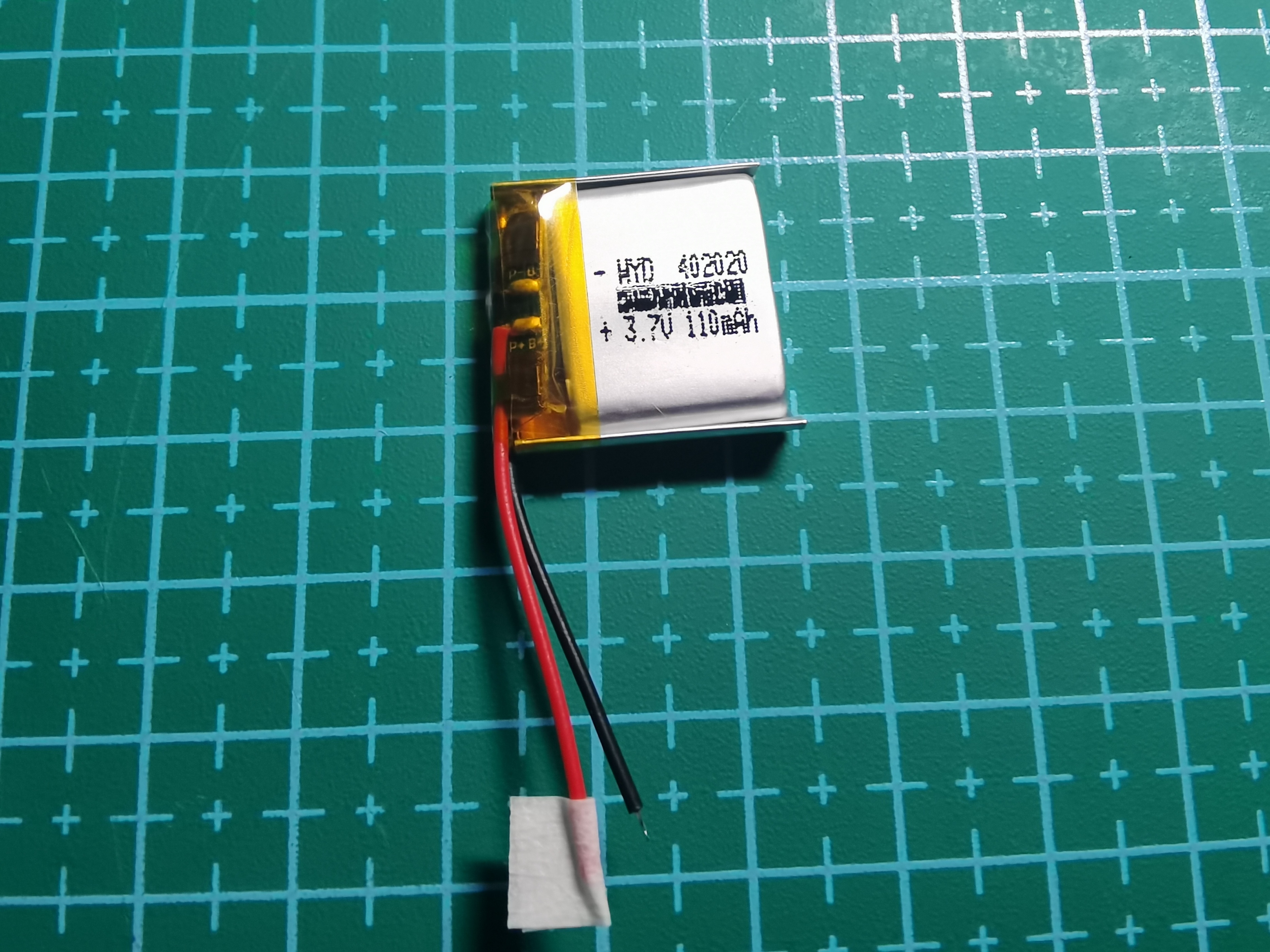 mp3充不进去电，无法*放播**，检测出电池问题，更换新电池