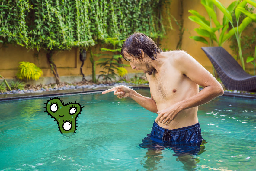 游泳池里有多脏?普通大小游泳池含排泄物49升,可能导致怀孕么?