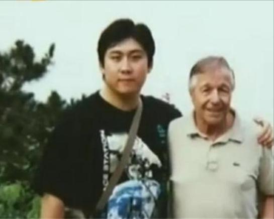 中国小伙报答在瑞士的八十岁房东,中国小伙报答瑞士房东最后的日子