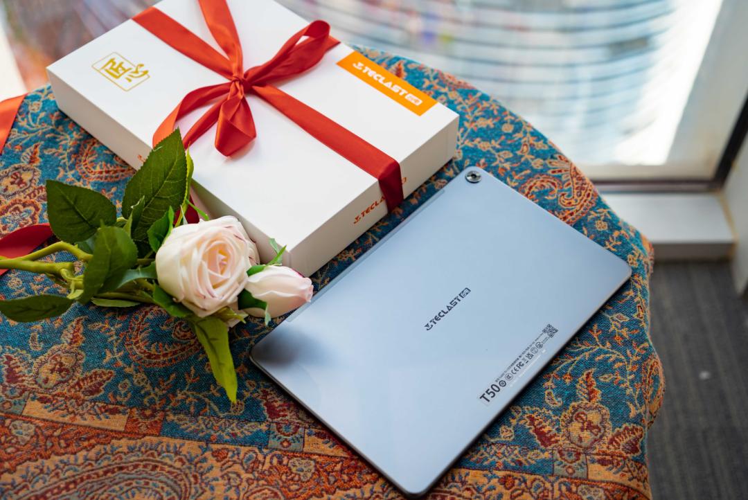 顶级的配置、极致的体验，这就是千元平板天花板——台电T502023