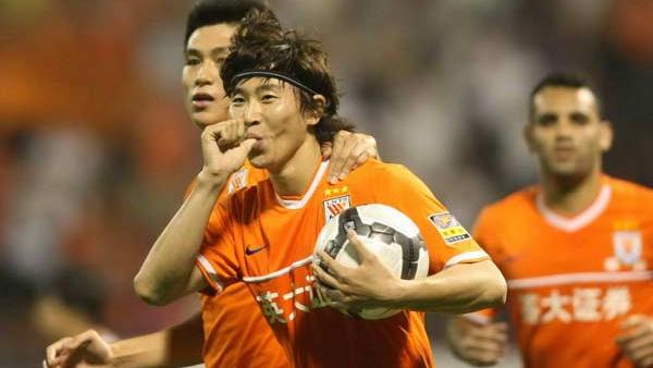 中超泰山队夺冠合集,中超山东泰山队2018年比赛集锦