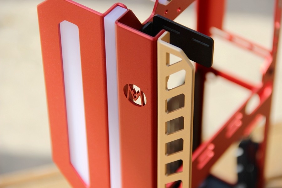 钢铁侠定制电脑,钢铁侠游戏主机