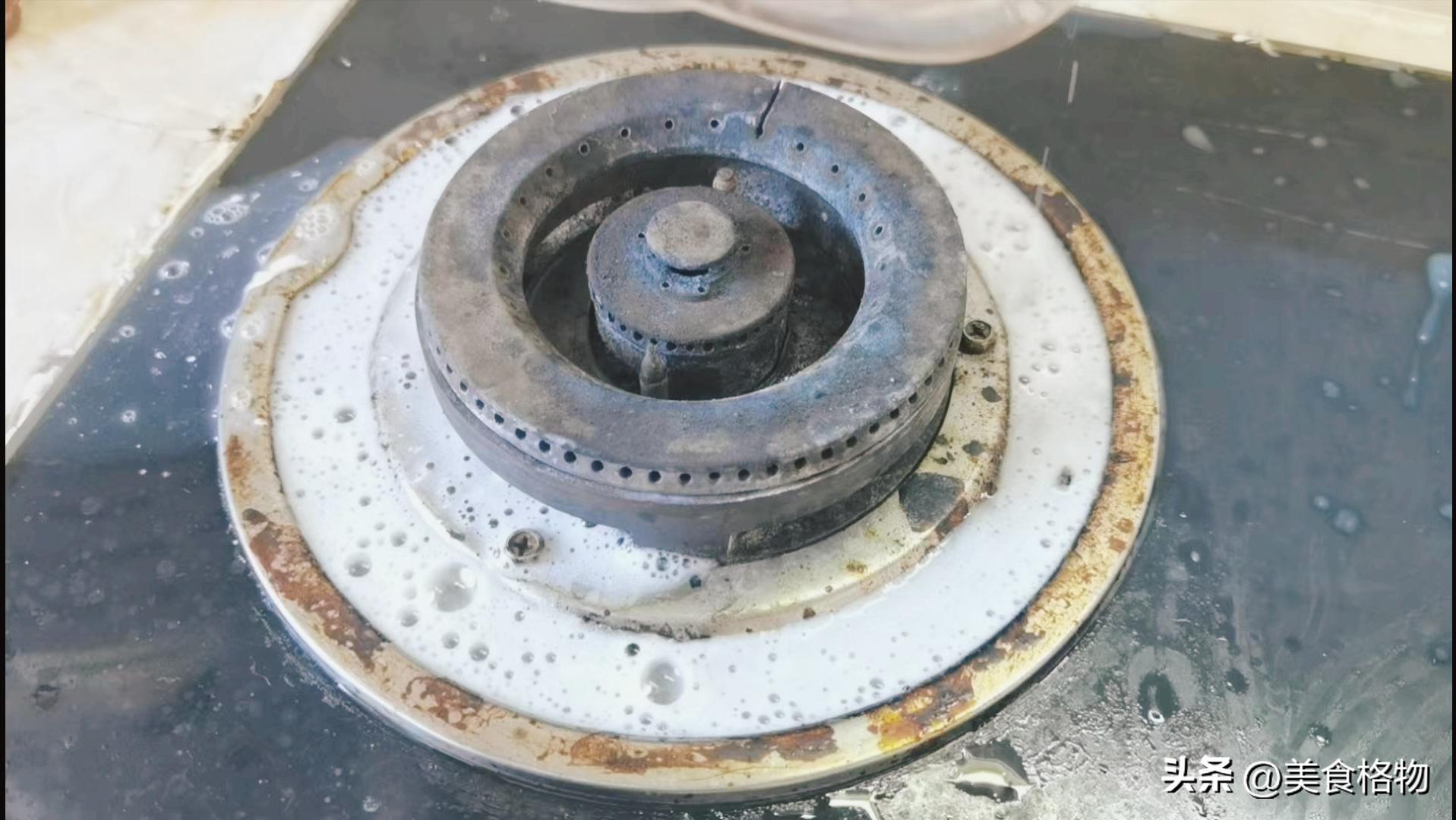 清理油烟机的秘法,油烟机不用拆不用卸