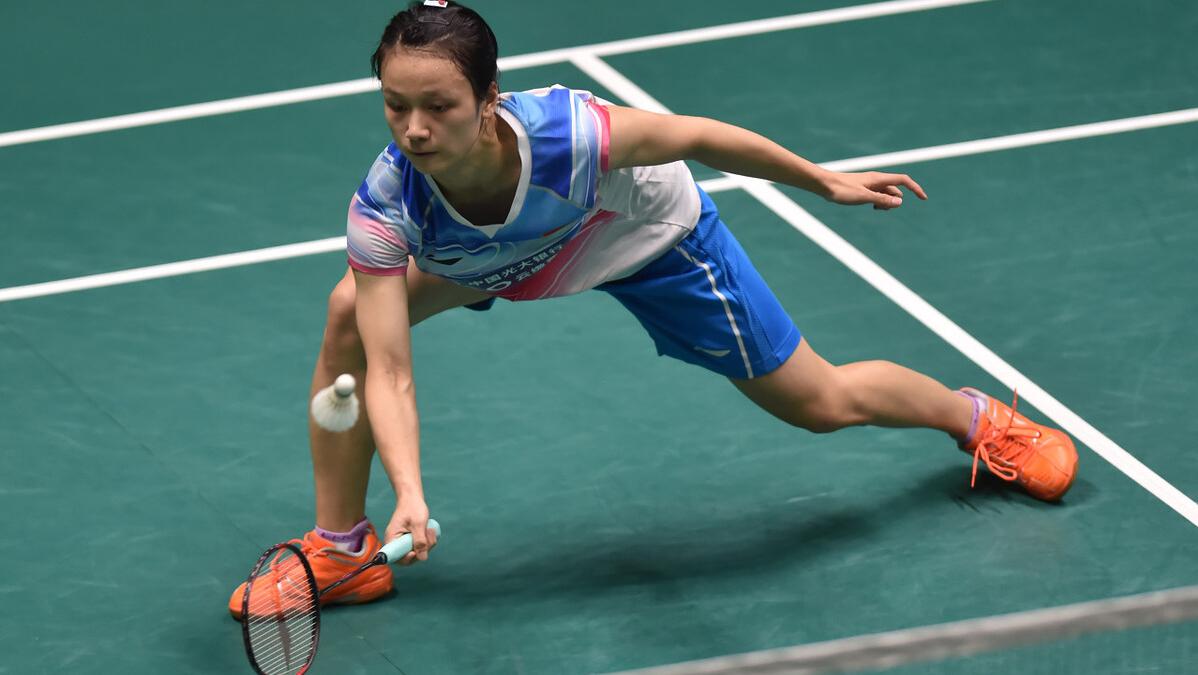 世锦赛17日前瞻！女单小花挑战世界冠军，男双男单独苗迎四强良机