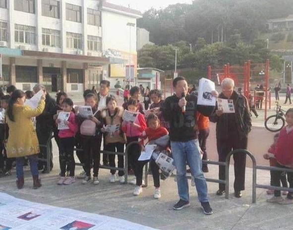 孙卓摘口罩,孙卓为啥戴口罩