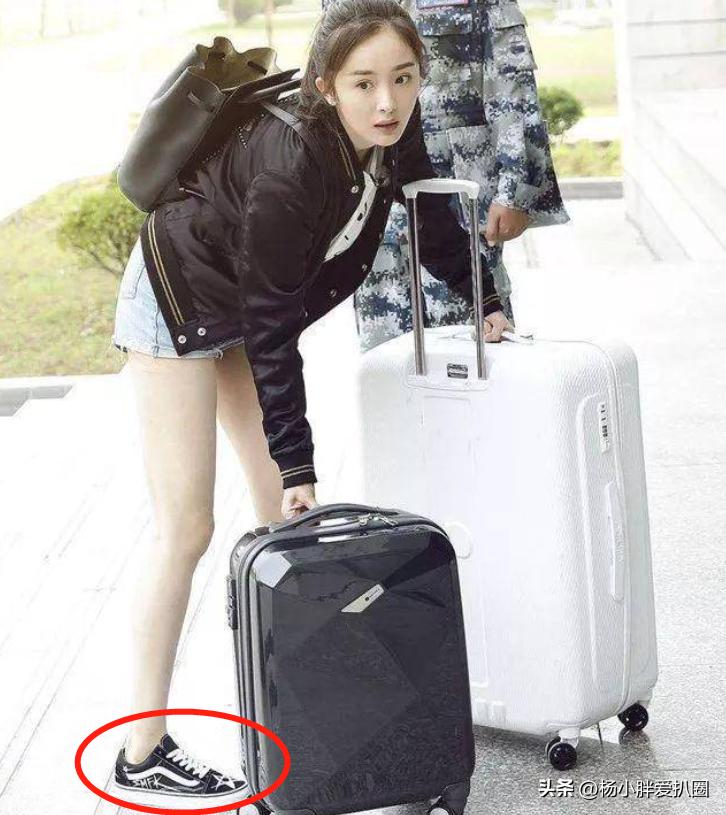 王思佳包包假包对比,贵妇王思佳