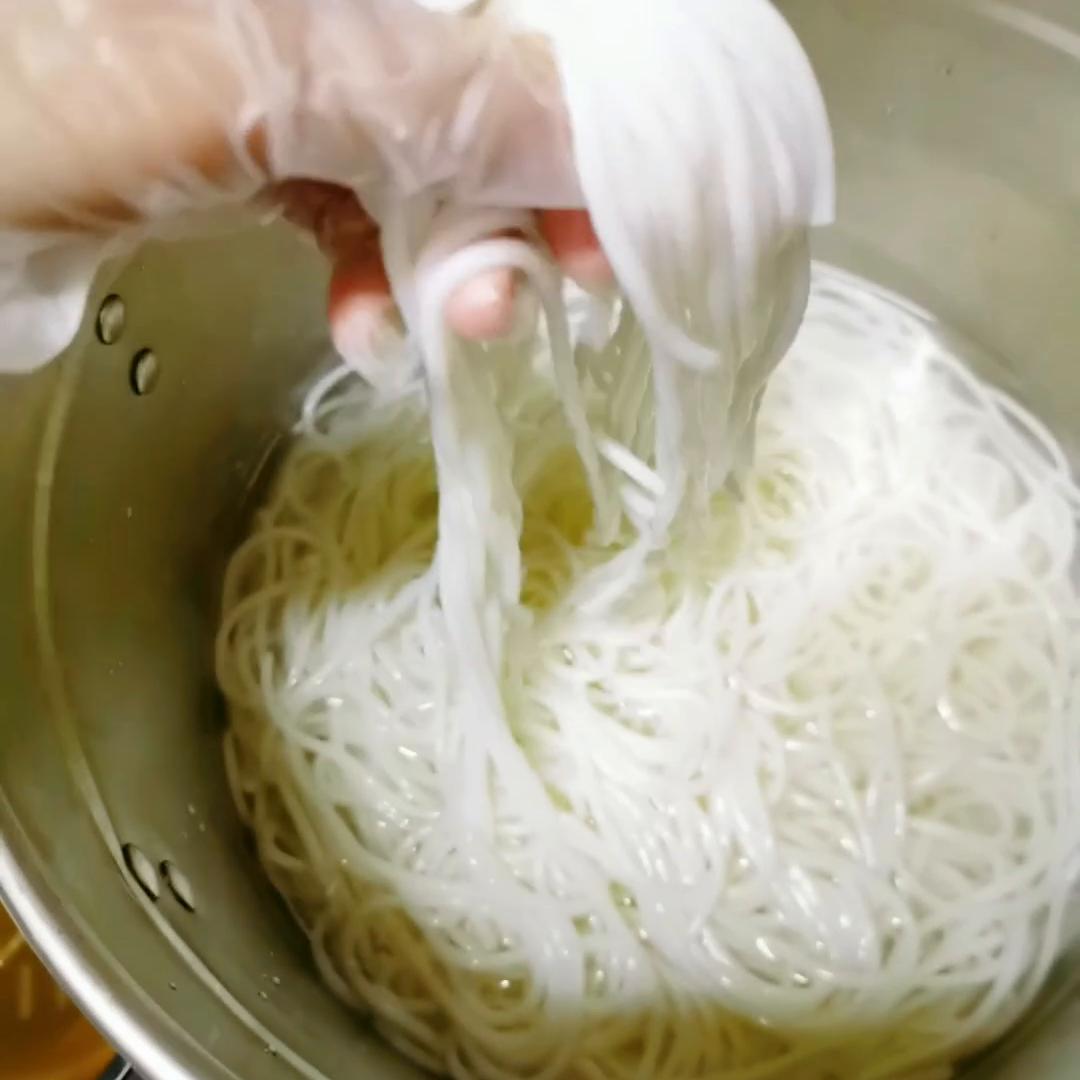 加盟店到底赚不赚钱呢 (加盟店一般利润多少)