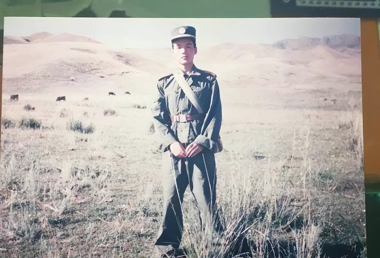 13岁少年目睹生母被打死，22年后为父亲赚够养老费，杀三人*仇报**