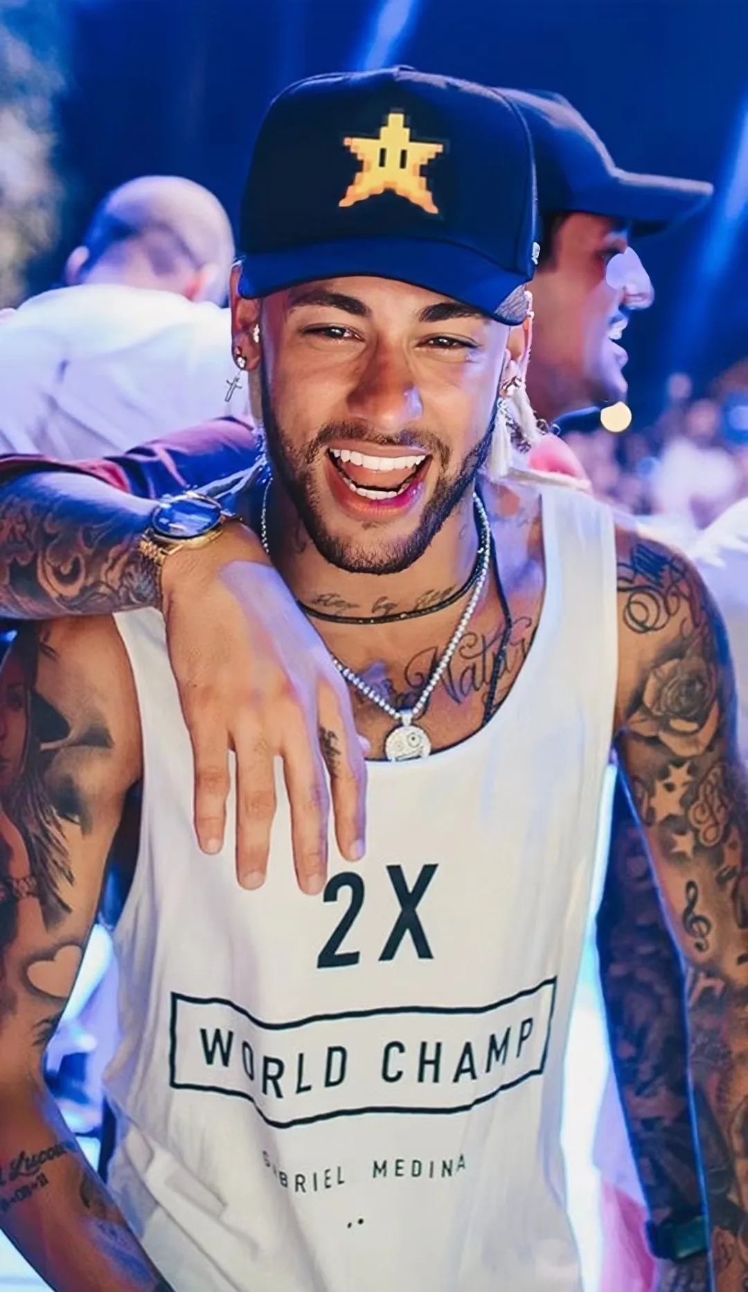 内马尔宠粉,内马尔疼爱儿子