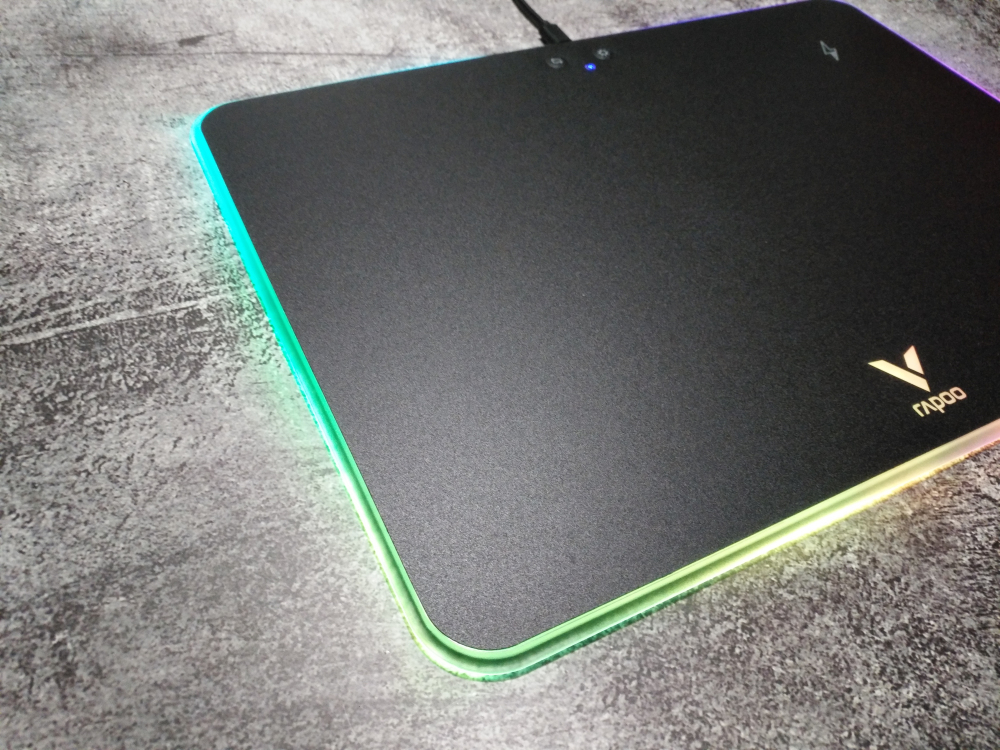 雷柏鼠标垫v10c和v10s,雷柏v10鼠标垫能充手机吗