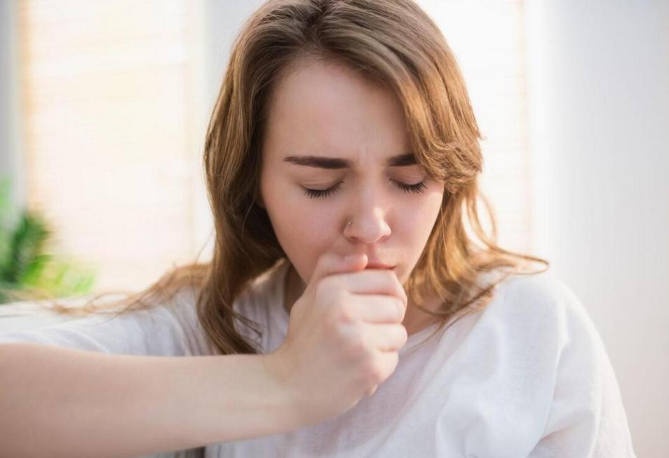 藿香正气水治中暑吗,藿香正气水除了治中暑还有哪些用