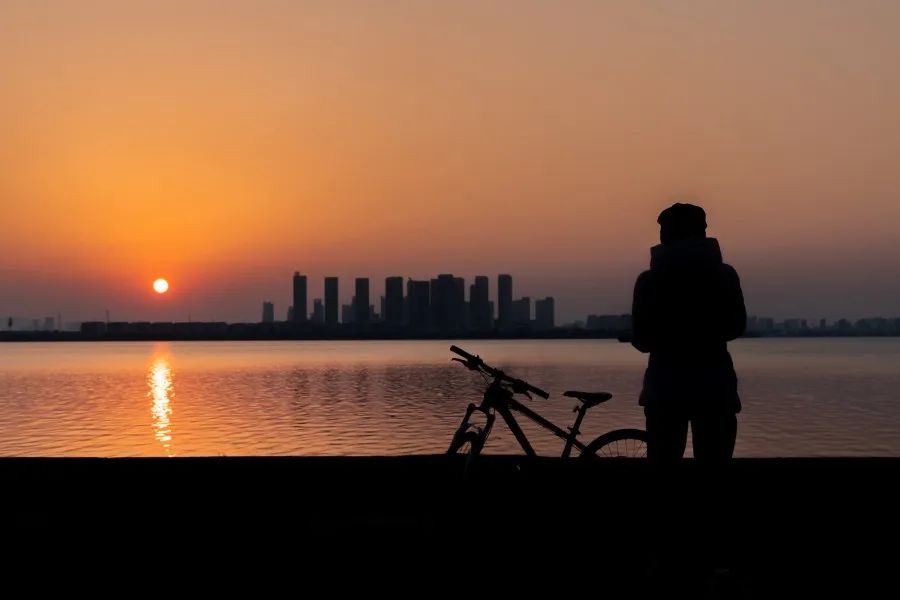 苏州是现代完美的城市吗,为什么说苏州是个慢节奏的城市