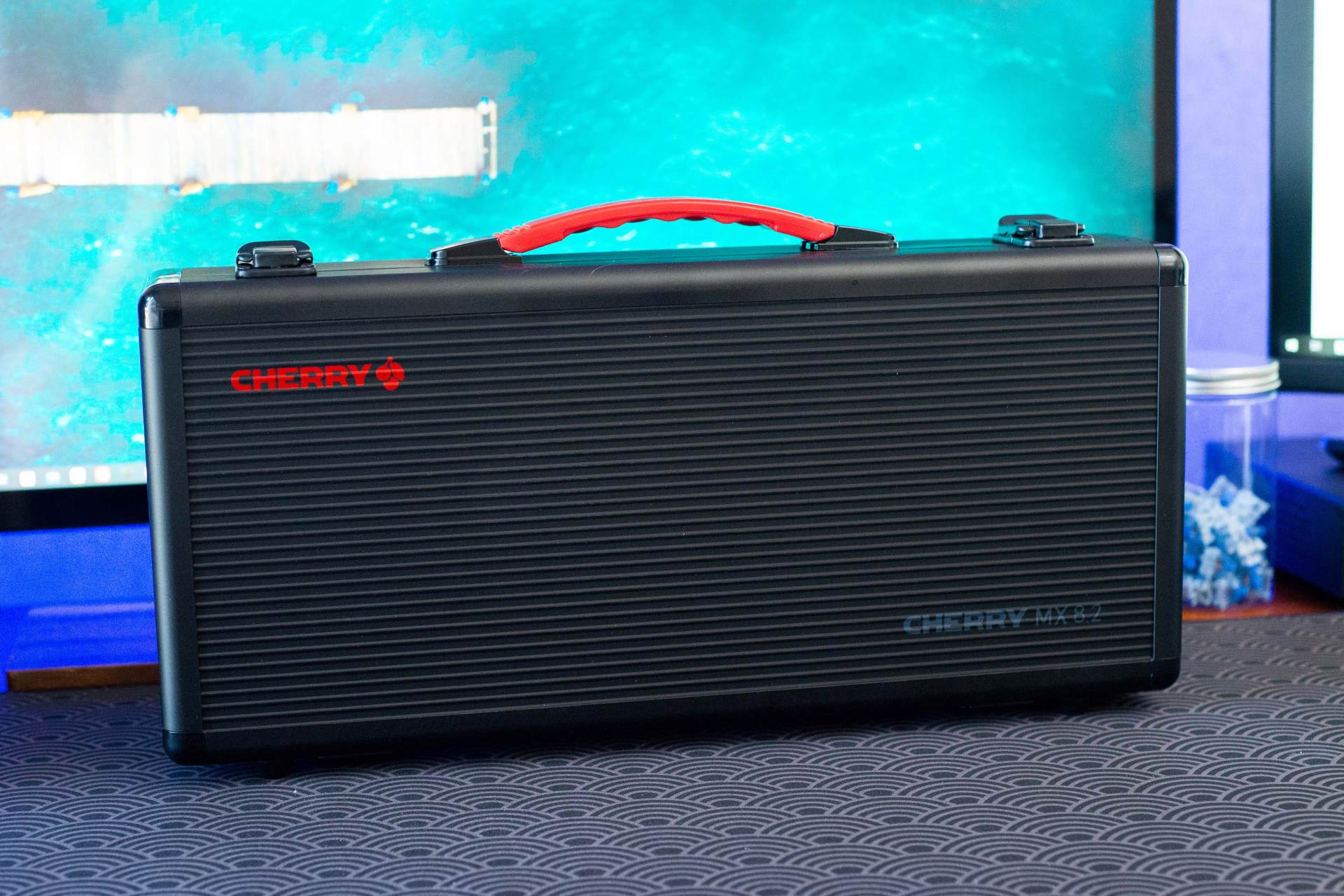 cherrymx8.2鏃犵嚎鏈烘閿洏,cherrymx8.2鏈烘閿洏