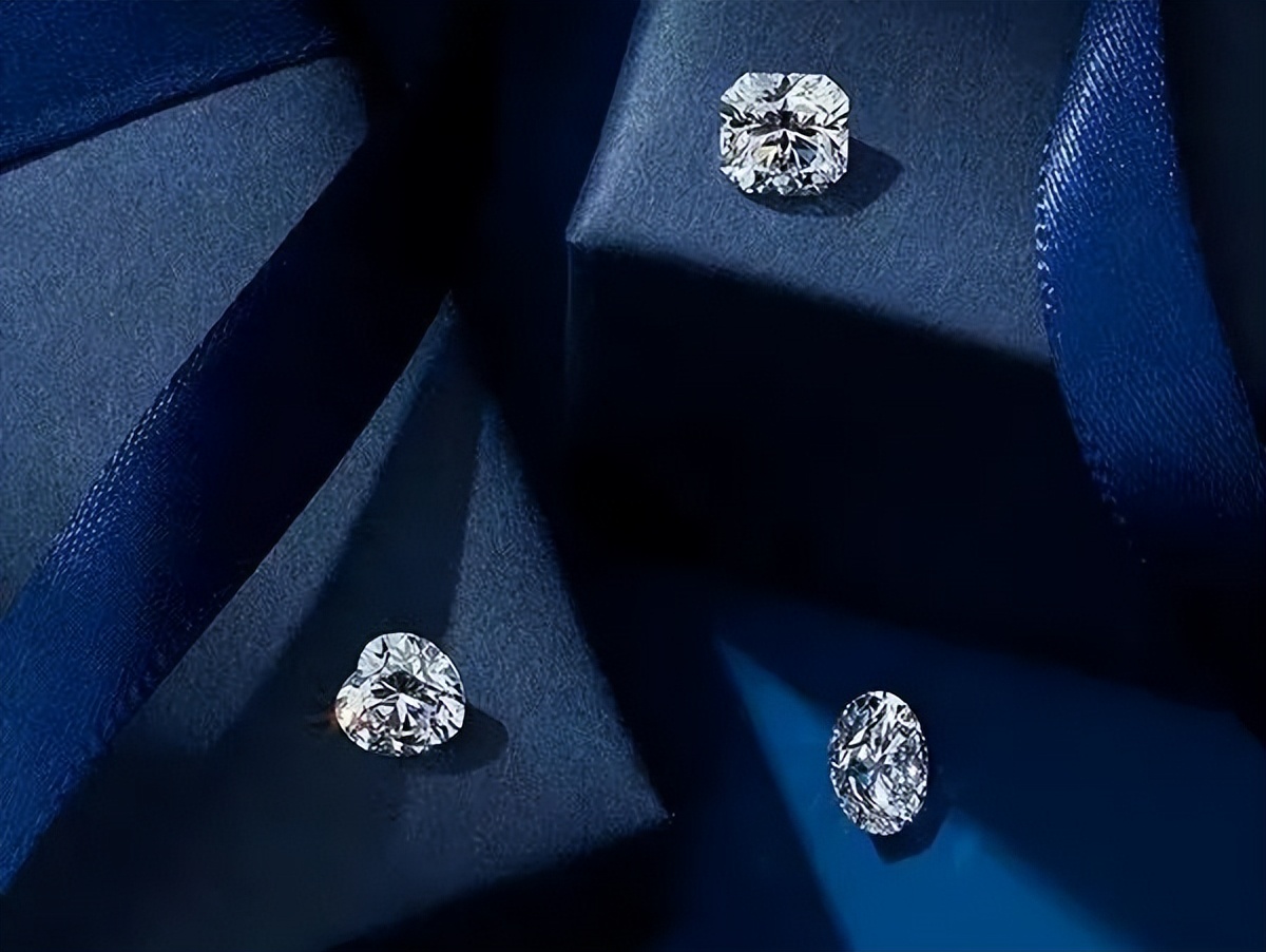 钻石电商鼻祖BlueNile中国耕耘12年悲情离场，网友：走了才知它来过