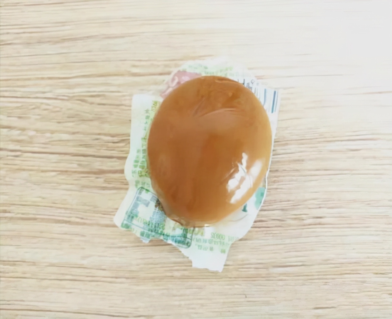 网民分享，撕泡面盖子的“NG时刻”，看到就想笑