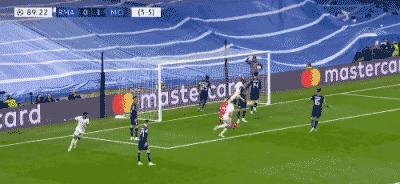 巴萨5:0皇马梅西绝杀,巴萨5-0横扫皇马的第4球