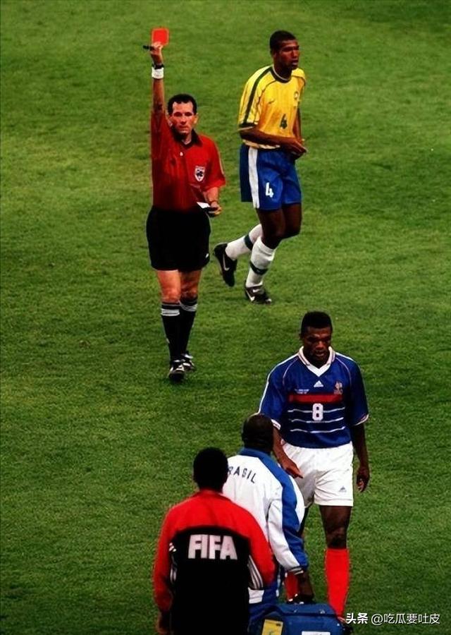 历届世界杯红牌图片,世界杯十大红牌视频