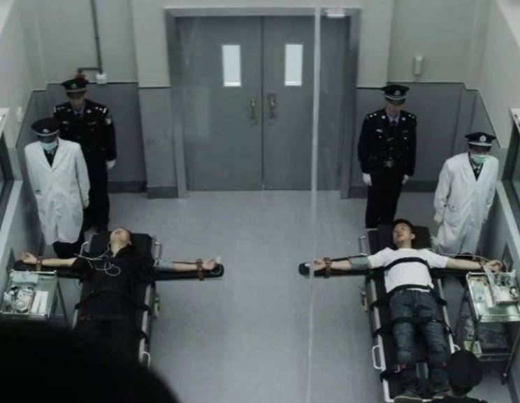 从胡长清被5枪毙命到文强被执行注射，中间发生了什么？