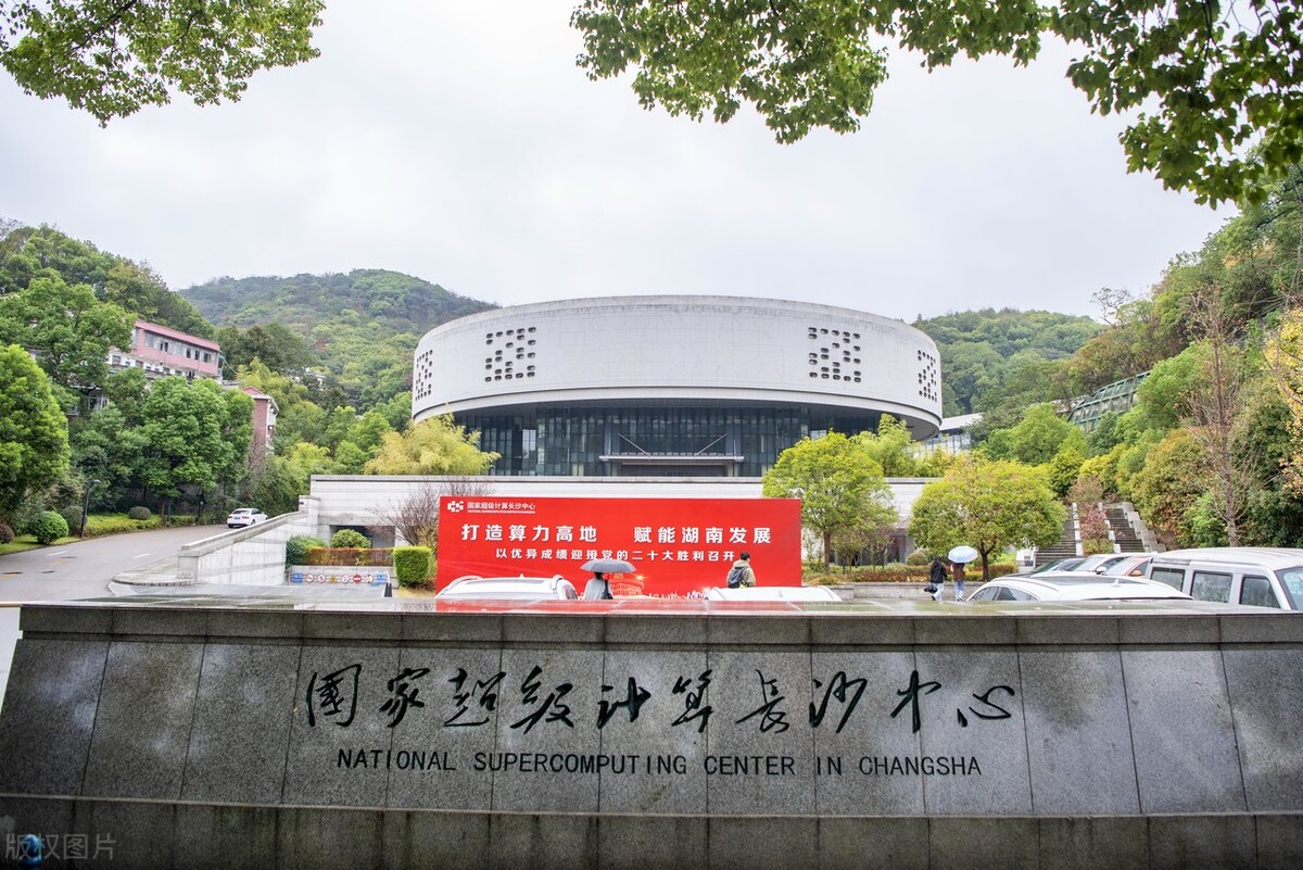 1所大学转专业自由，4所大学比较容易转，其他高校转专业很难吗？