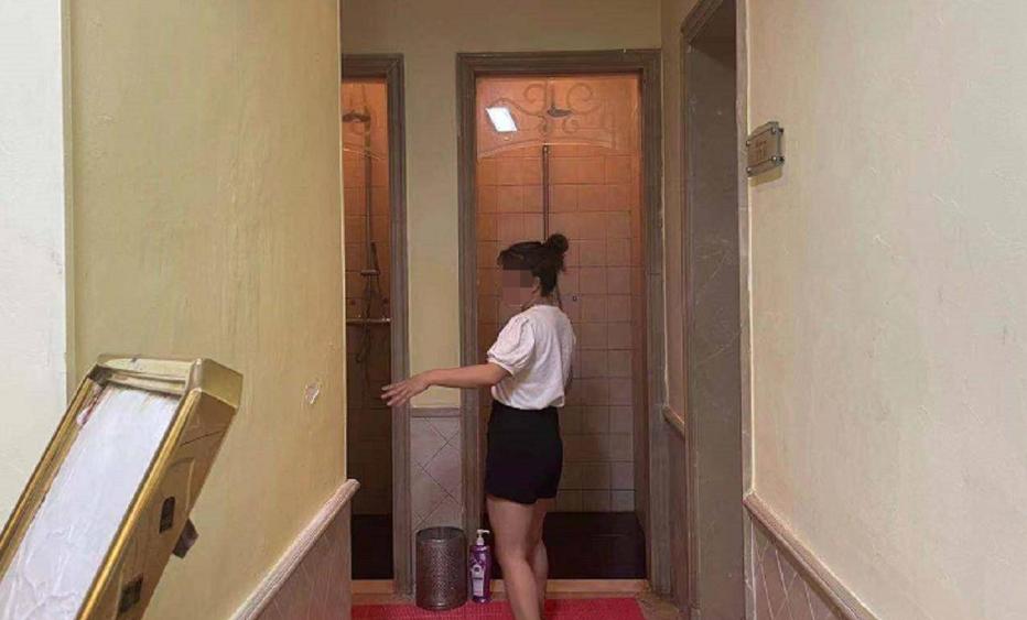 男童进女浴室被怀疑,男童进女卫生间被发现