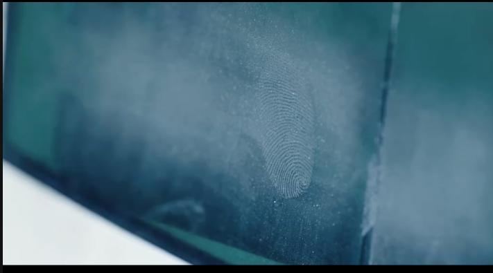 女子被竹签刺穿,女子被竹签捅死警方根据电脑破案