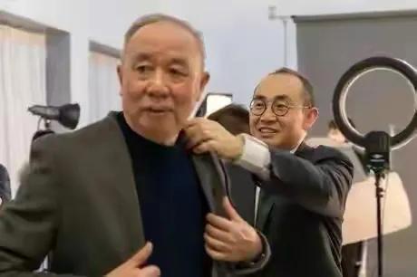 中国商界鼻祖牟其中的传奇人生,企业家传奇牟其中全集