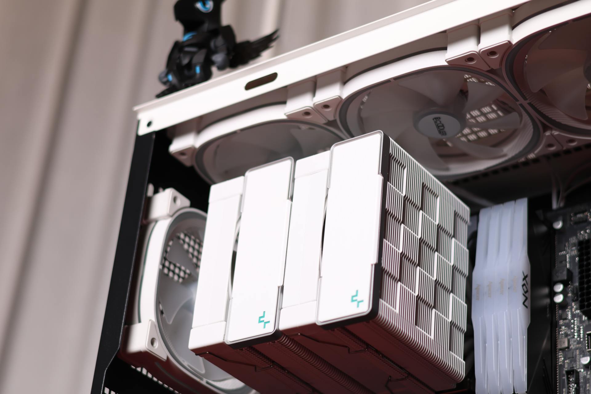 九州风神ch510机箱,九州风神魔方h110机箱