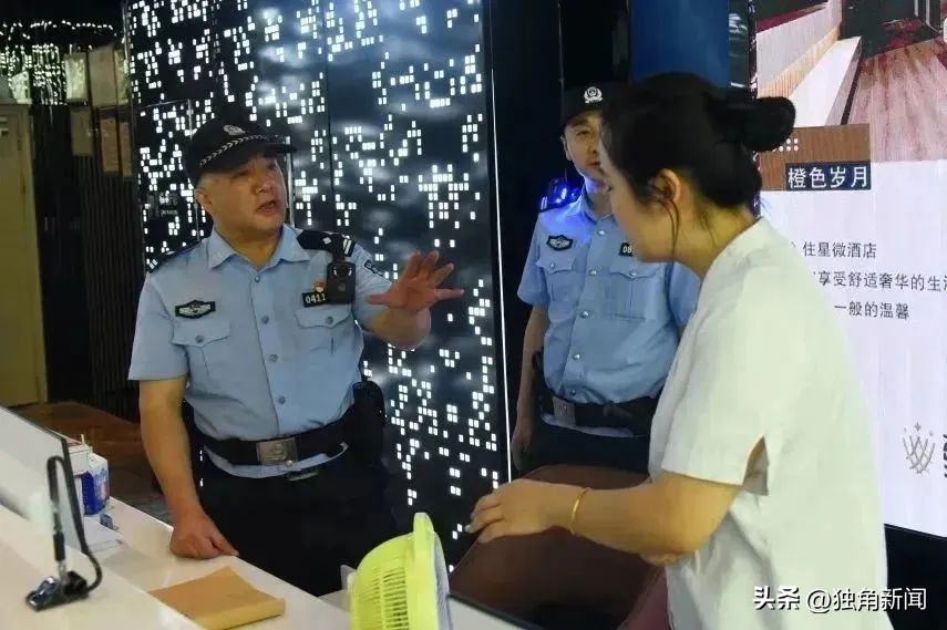 万人激情赛跑马拉松,四川万人马拉松