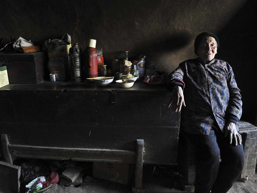 她做了3年助浴师,见过上百个“奇异躯体”,称有人在沐浴中去世