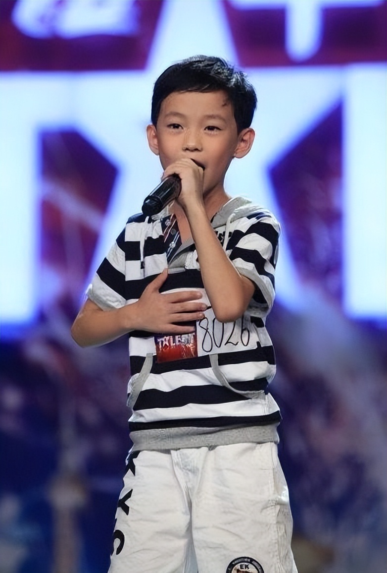 参加韩国sm海外练习生选秀,金色大厅维也纳成员