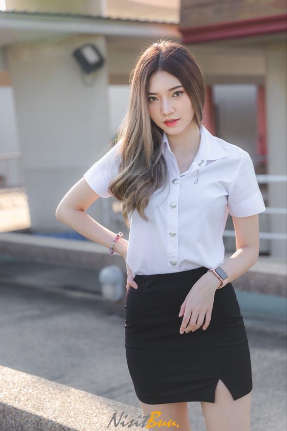 中国人民币100元在越南能换多少钱,100元人民币可以在越南换多少东西