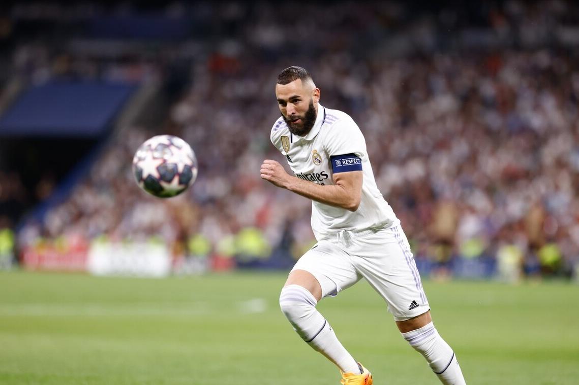 c罗本泽马梅西相聚沙特,c罗和本泽马年薪