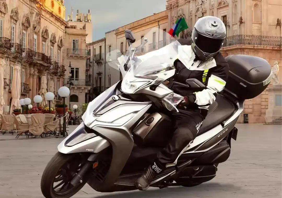 光阳ct250和racingx150比较价格差不多,2021年光阳250踏板车多少钱