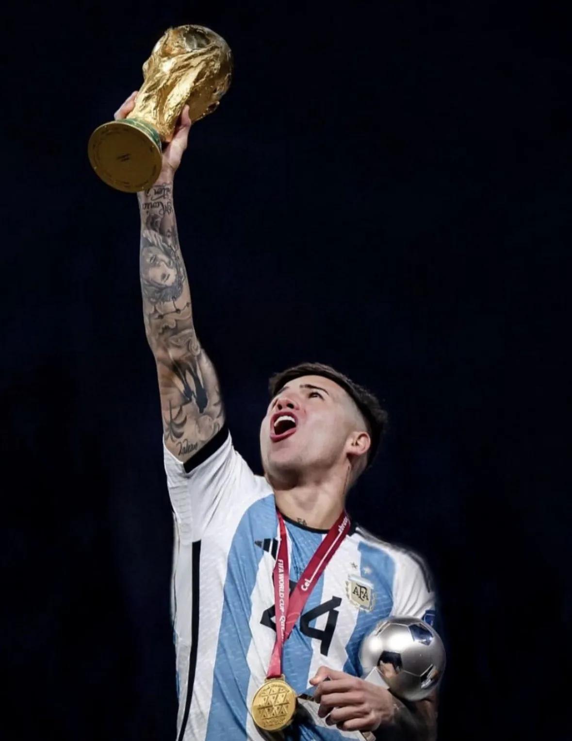 转会消息：大巴黎阿森纳切尔西曼城巴塞罗那热刺曼联拜仁慕尼黑