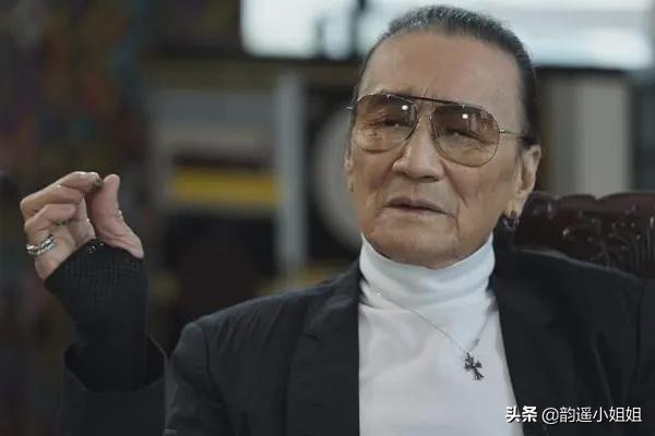 谢贤赌博欠债被抓,谢贤演赌神被扔下楼