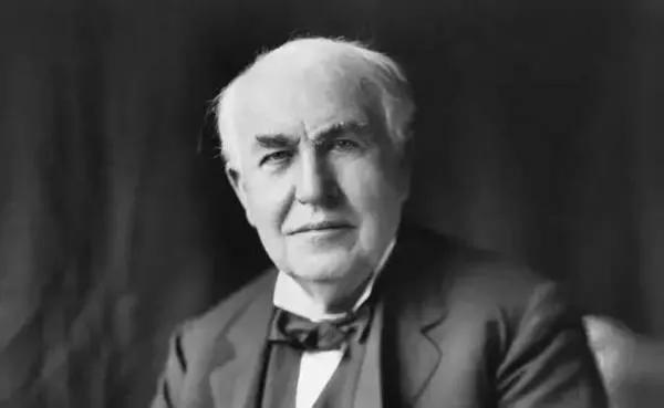 发明大王爱迪生故事,发明大王爱迪生视频