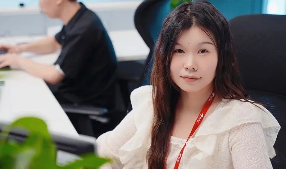 我在深夜做客服，有很多秘密想讲