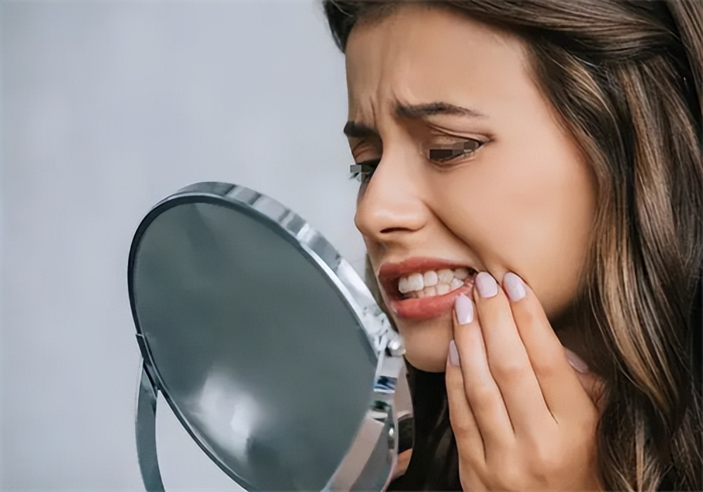 几块钱的甲硝唑可以治疗咽炎吗,几块一瓶的甲硝唑能治4种病