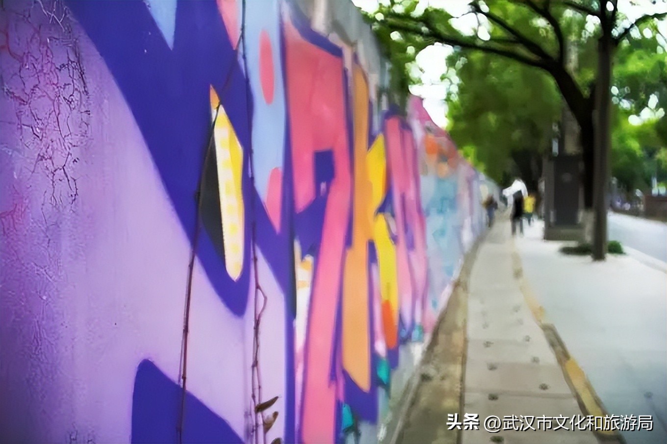 汉阳有城墙吗,汉阳江滩雕塑墙