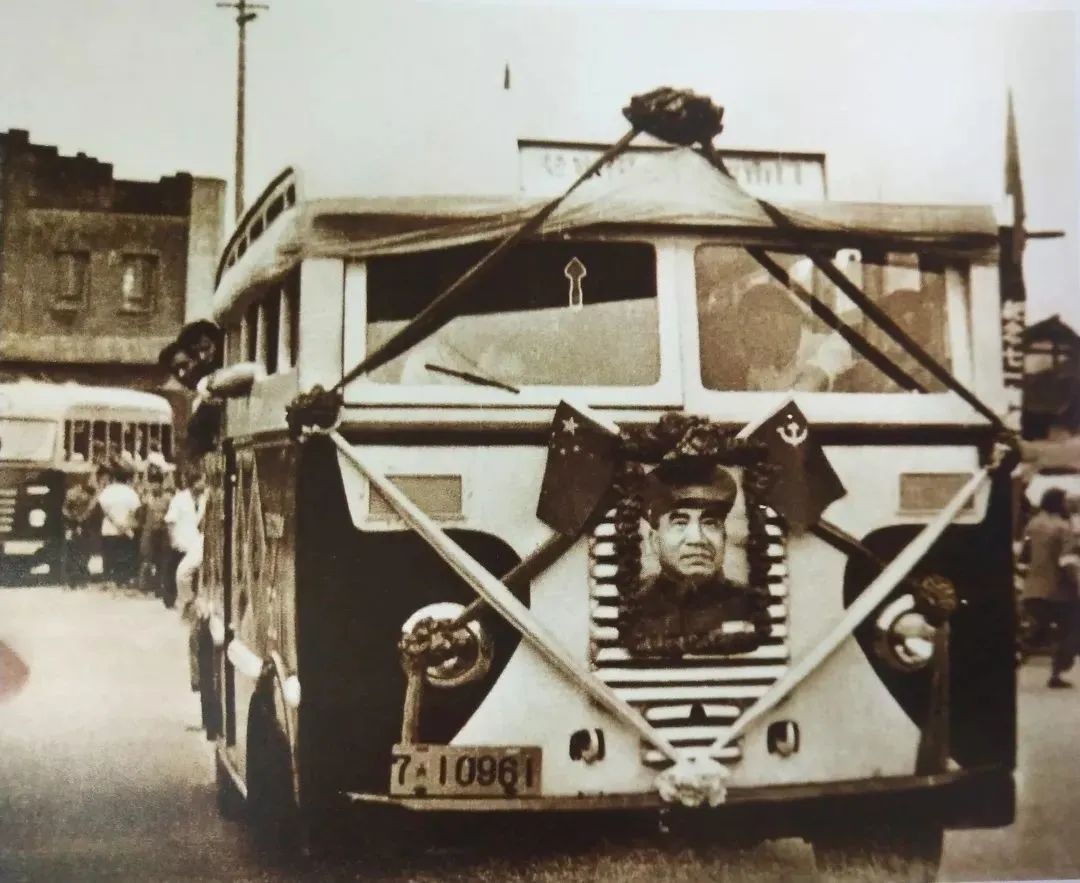 成都公交进化史,成都公交的发展史简介