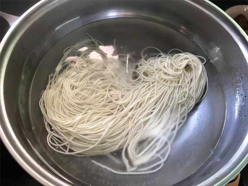 草鱼焖鱼家常做法,酥焖草鱼怎么做好吃