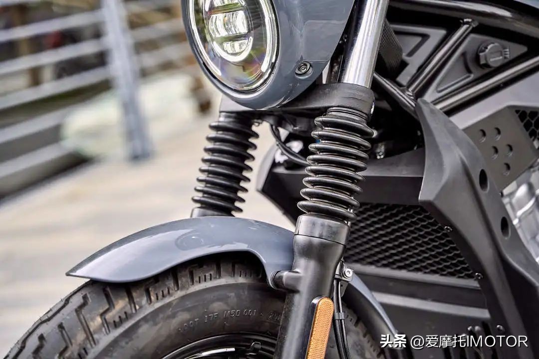 香帅苍云500max对比cm500,香帅苍云500max对比黑武士cm550