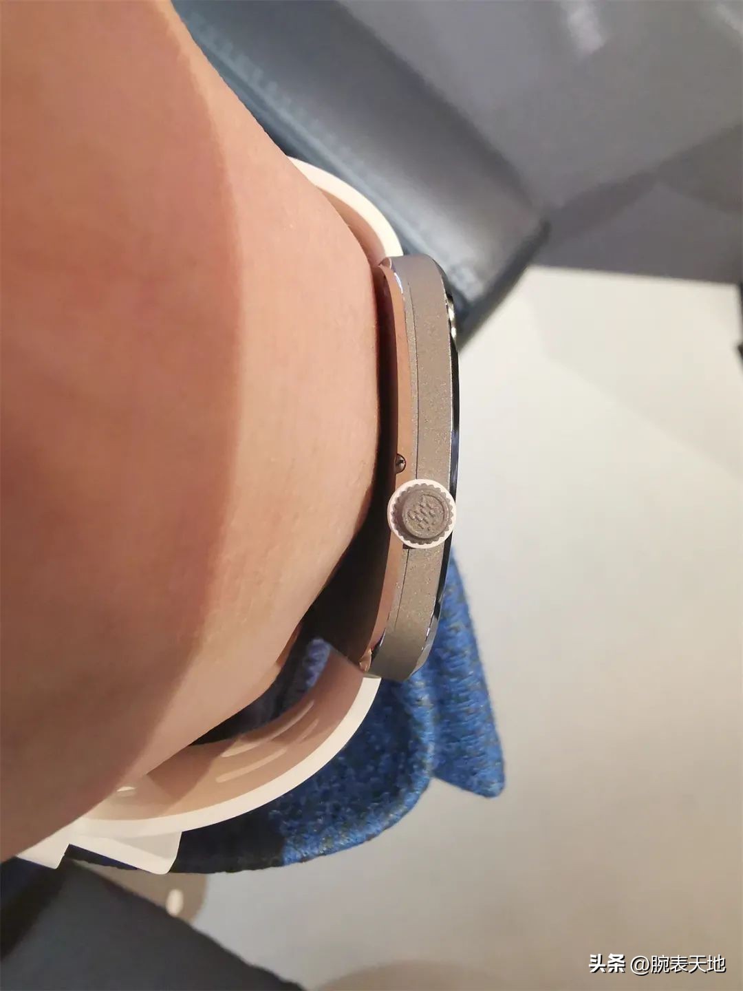 前段时间火爆的国产表,真正的国产表