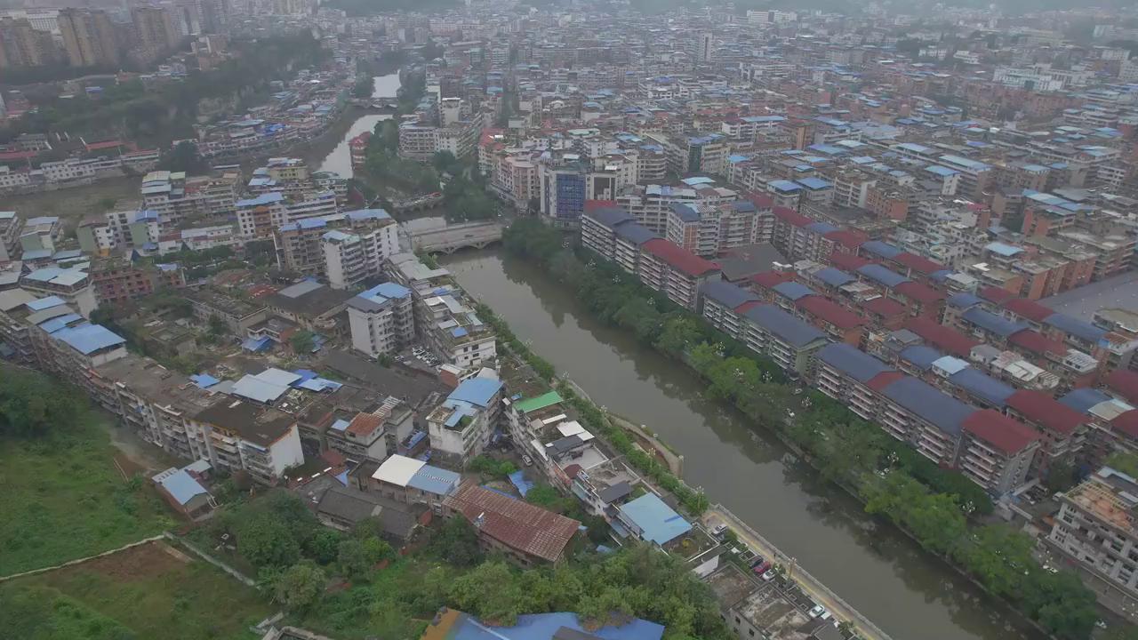 荣县云璟,四川荣县为什么读云县